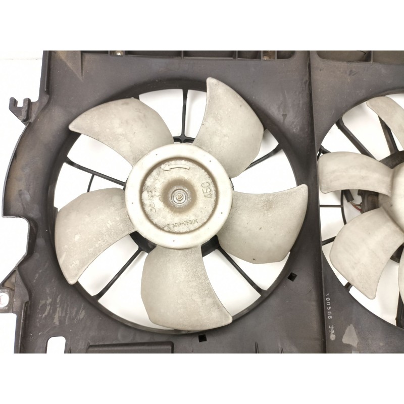 Recambio de electroventilador para toyota avensis ranchera familiar (_t25_) 2.0 d-4d (adt250_) referencia OEM IAM 167110R011  