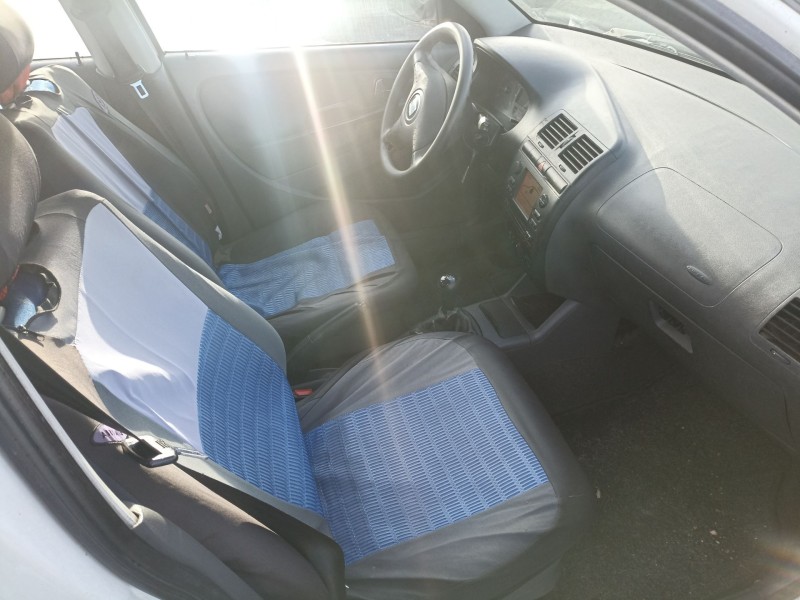 seat ibiza ii (6k1) del año 2000