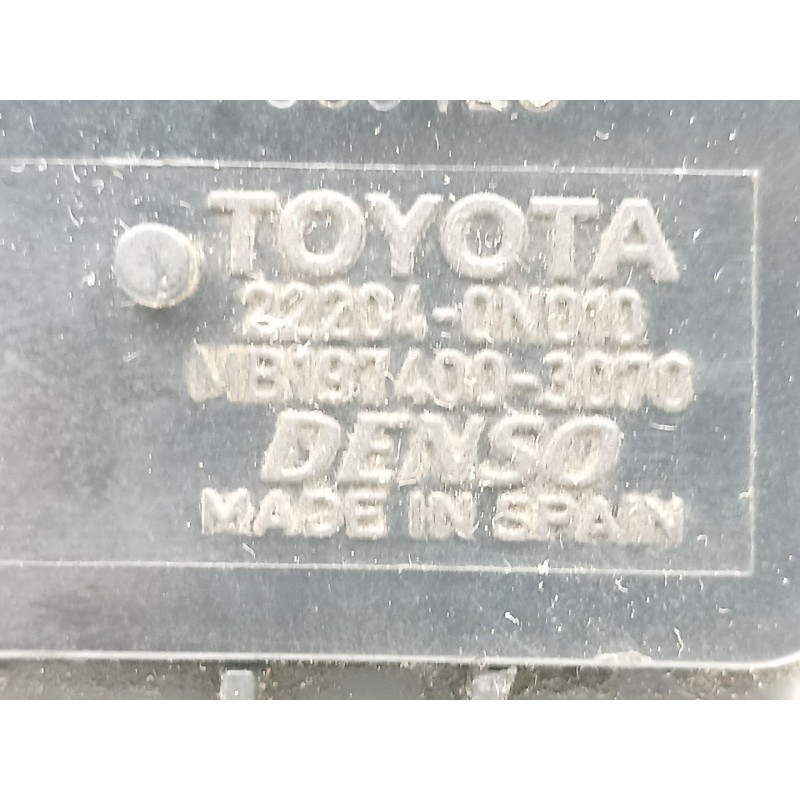 Recambio de caudalimetro para toyota avensis ranchera familiar (_t25_) 2.0 d-4d (adt250_) referencia OEM IAM 222040N010 MB197400