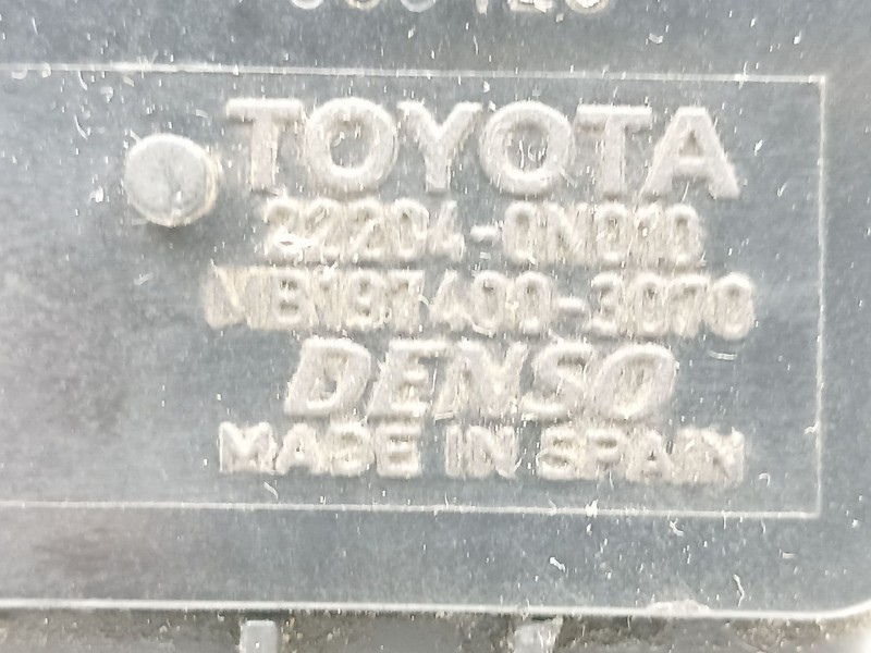 Recambio de caudalimetro para toyota avensis ranchera familiar (_t25_) 2.0 d-4d (adt250_) referencia OEM IAM 222040N010 MB197400