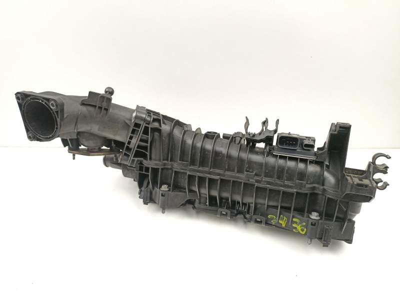 Recambio de colector admision para bmw 320 f31 xdrive ranchera referencia OEM IAM 7807991  