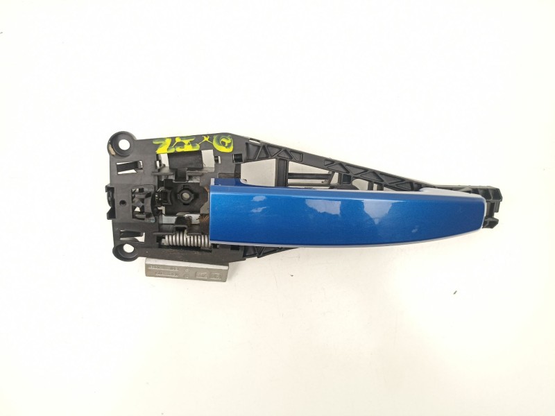 Recambio de manilla delantera izquierda para chevrolet cruze fastback (j305) 1.6 referencia OEM IAM 13576845  