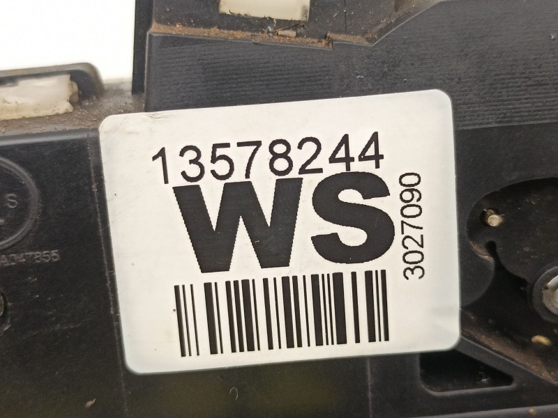 Recambio de cerradura puerta trasera izquierda para chevrolet cruze fastback (j305) 1.6 referencia OEM IAM 13578244 3027090 