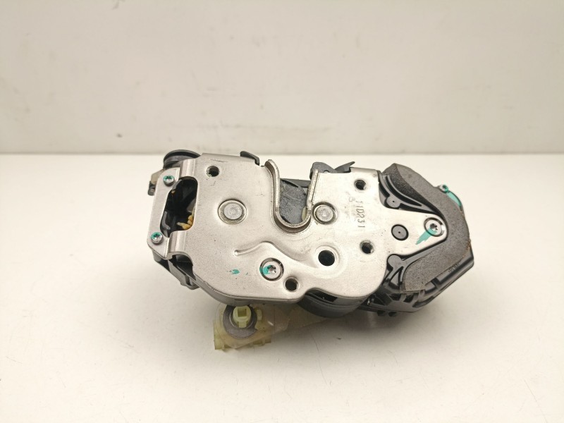 Recambio de cerradura puerta trasera derecha para chevrolet cruze fastback (j305) 1.6 referencia OEM IAM 13578245 3027088 