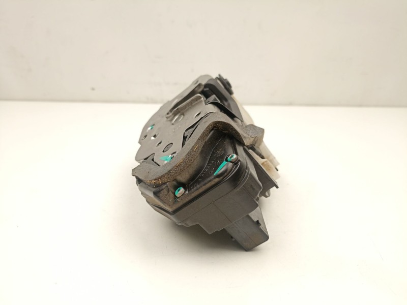 Recambio de cerradura puerta trasera derecha para chevrolet cruze fastback (j305) 1.6 referencia OEM IAM 13578245 3027088 