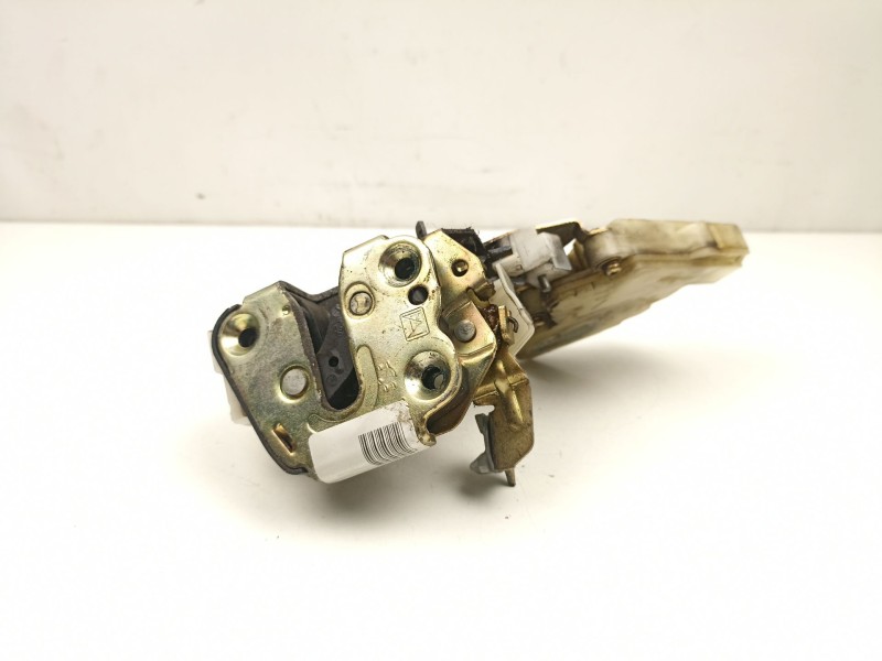 Recambio de cerradura puerta trasera izquierda para nissan almera tino (v10) 2.2 dci referencia OEM IAM 82553BM760  