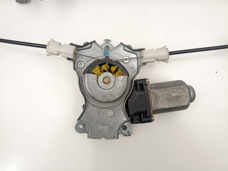 Recambio de elevalunas delantero derecho para nissan almera tino (v10) 2.2 dci referencia OEM IAM 80700BU010  