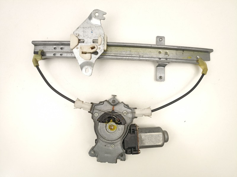 Recambio de elevalunas trasero derecho para nissan almera tino (v10) 2.2 dci referencia OEM IAM 82700BU010  