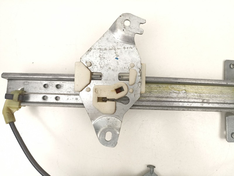 Recambio de elevalunas trasero derecho para nissan almera tino (v10) 2.2 dci referencia OEM IAM 82700BU010  