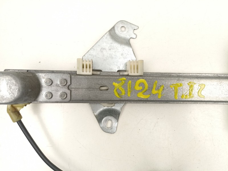 Recambio de elevalunas trasero izquierdo para nissan almera tino (v10) 2.2 dci referencia OEM IAM 82701BU010  