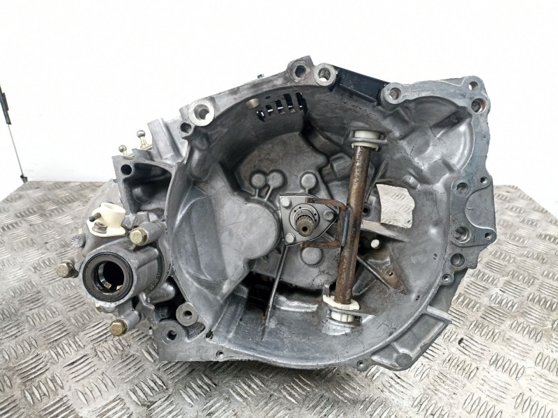 Recambio de caja cambios 5v diesel para peugeot 205 ii (20a/c) 1.8 diesel referencia OEM IAM 20TA81  