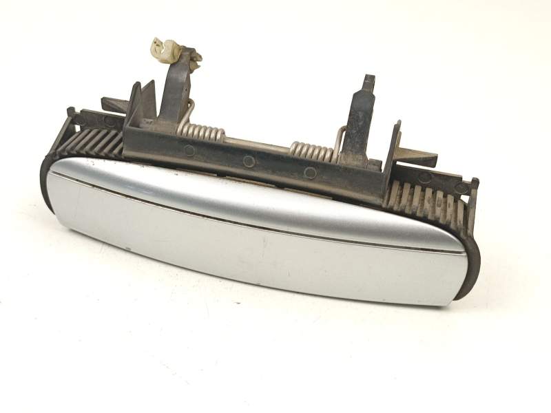 Recambio de manilla delantera derecha para seat exeo st (3r5) 2.0 tdi referencia OEM IAM 4B0839885  