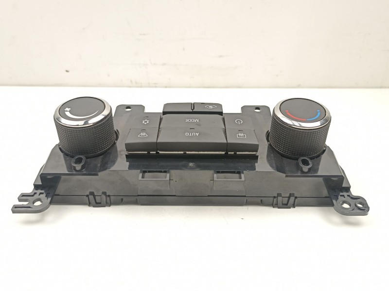 Recambio de mandos calefaccion aire para chevrolet cruze fastback (j305) 1.6 referencia OEM IAM 95017056 3870568 