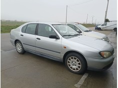 nissan primera hatchback (p11) del año 2000