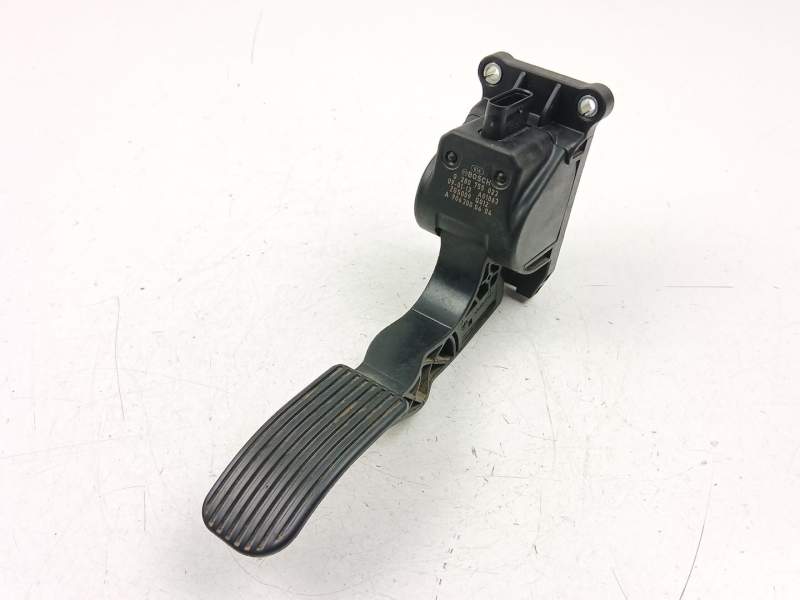 Recambio de potenciometro aceleracion para volkswagen crafter 30-35 autobús (2e_) 2.5 tdi referencia OEM IAM A9063000404  028075