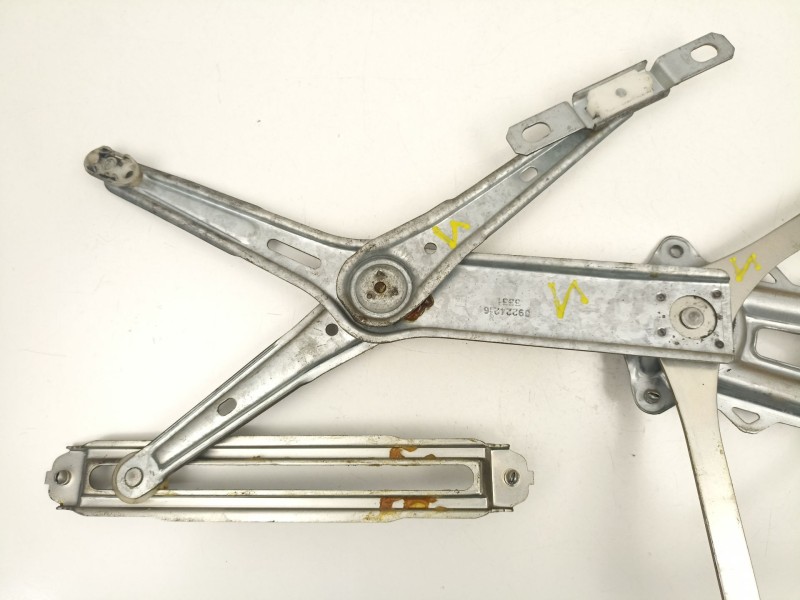 Recambio de elevalunas delantero derecho para opel combo 1.7 d-y17dtl referencia OEM IAM 9224216  