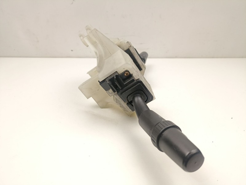 Recambio de mando luces y limpias mazda 3 16 hdi g8da 2005 para mazda 3 1.6 hdi g8da referencia OEM IAM BN9H17D959  