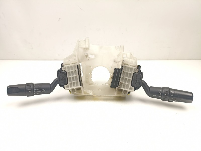 Recambio de mando luces y limpias mazda 3 16 hdi g8da 2005 para mazda 3 1.6 hdi g8da referencia OEM IAM BN9H17D959  