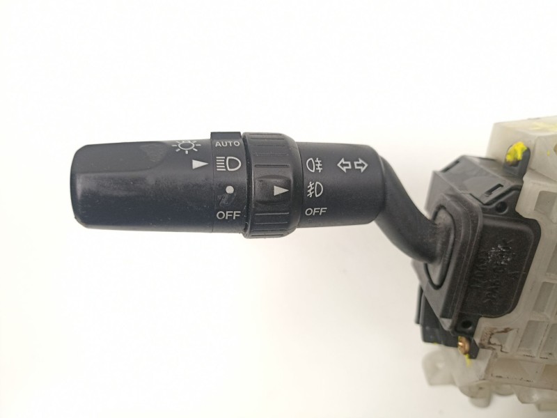 Recambio de mando luces y limpias mazda 3 16 hdi g8da 2005 para mazda 3 1.6 hdi g8da referencia OEM IAM BN9H17D959  