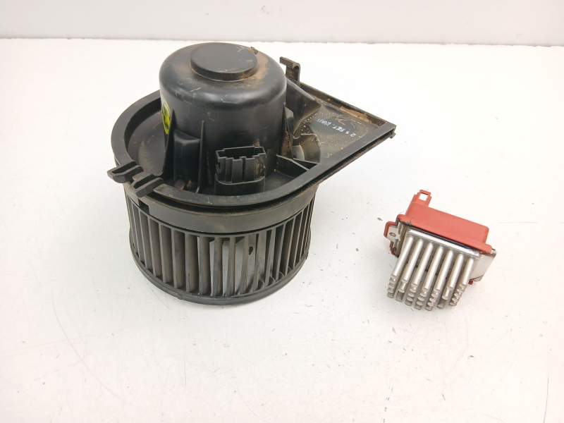 Recambio de motor calefaccion para seat ibiza ii (6k1) 1.4 i referencia OEM IAM 6N1819021A  