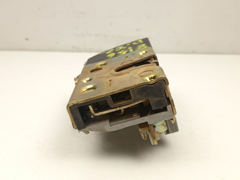 Recambio de cerradura puerta delantera izquierda para peugeot partner monospace (5_, g_) 1.9 d referencia OEM IAM 9135H6  