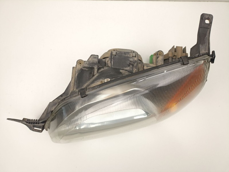Recambio de faro izquierdo para ford fiesta iv (ja_, jb_) 1.3 i referencia OEM IAM YS6113006AK 0301173301 