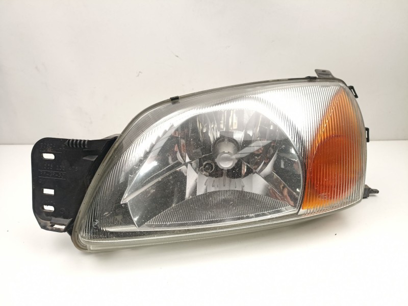 Recambio de faro izquierdo para ford fiesta iv (ja_, jb_) 1.3 i referencia OEM IAM YS6113006AK 0301173301 