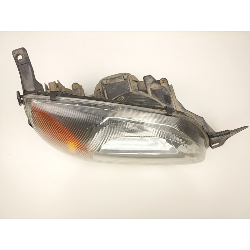 Recambio de faro derecho para ford fiesta iv (ja_, jb_) 1.3 i referencia OEM IAM YS6113005AK 0301173302 