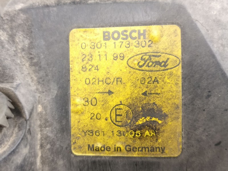 Recambio de faro derecho para ford fiesta iv (ja_, jb_) 1.3 i referencia OEM IAM YS6113005AK 0301173302 