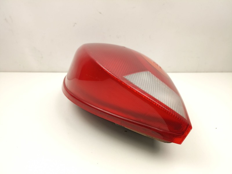 Recambio de piloto trasero derecho para ford fiesta iv (ja_, jb_) 1.3 i referencia OEM IAM 96FG13A602BC  