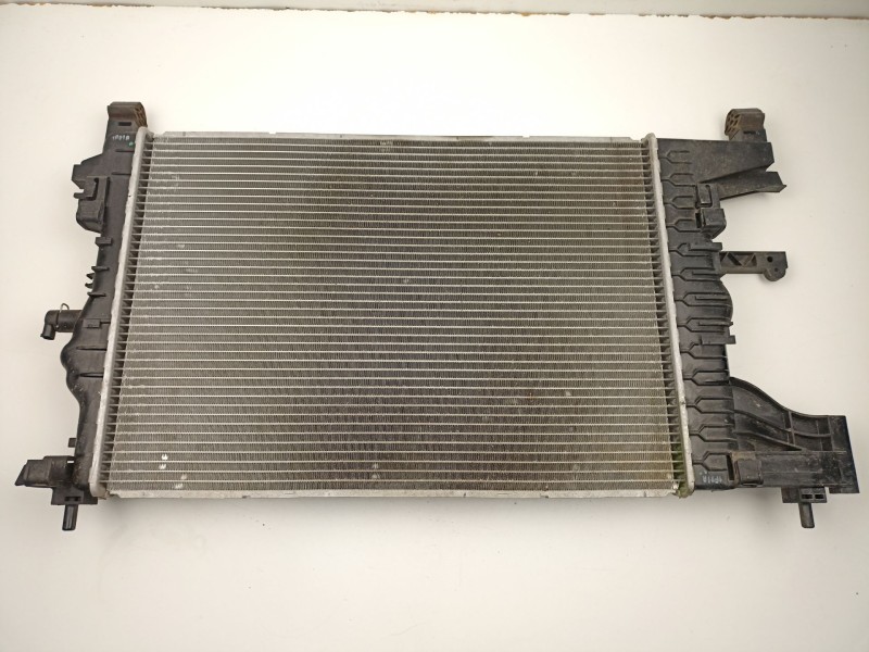 Recambio de radiador motor gasolina para chevrolet cruze fastback (j305) 1.6 referencia OEM IAM 52422262  13267650