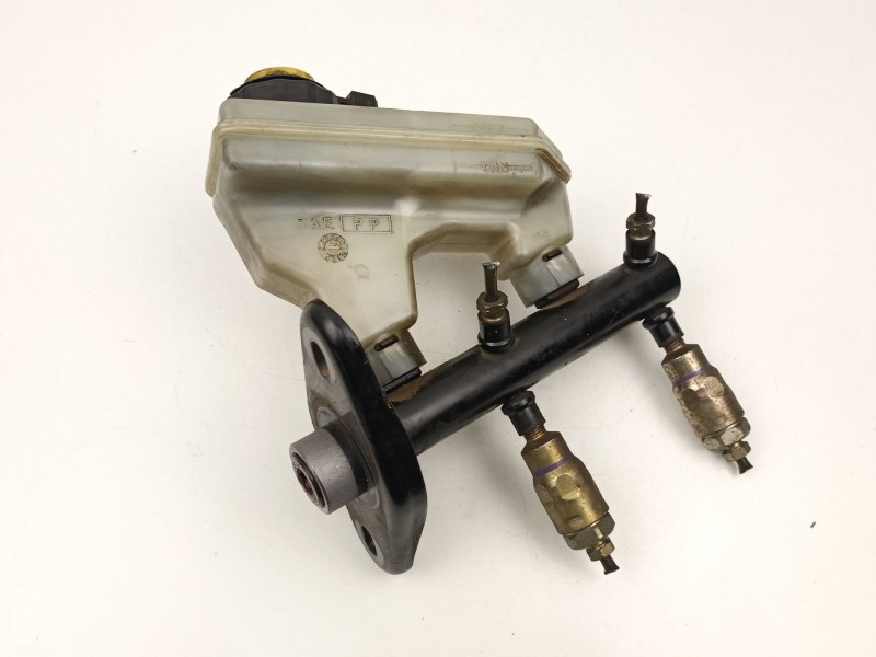 Recambio de bomba de freno para ford fiesta iv (ja_, jb_) 1.3 i referencia OEM IAM 96FB2140HA  