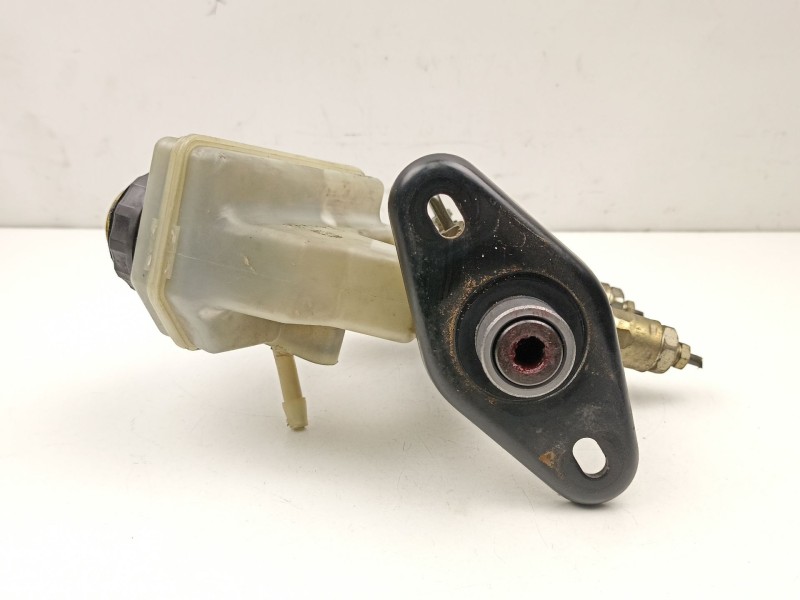 Recambio de bomba de freno para ford fiesta iv (ja_, jb_) 1.3 i referencia OEM IAM 96FB2140HA  