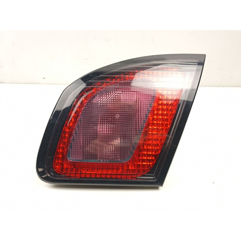 Recambio de piloto porton derecho para nissan primera hatchback (p11) 1.6 16v referencia OEM IAM 265509F610 89020330 