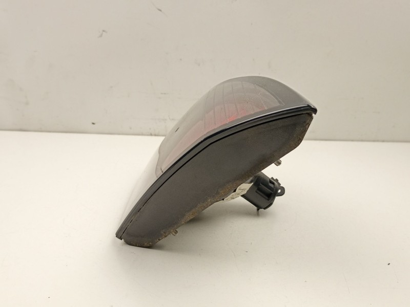 Recambio de piloto porton derecho para nissan primera hatchback (p11) 1.6 16v referencia OEM IAM 265509F610 89020330 