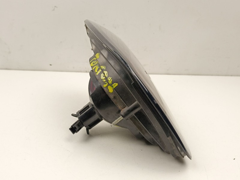 Recambio de piloto porton derecho para nissan primera hatchback (p11) 1.6 16v referencia OEM IAM 265509F610 89020330 