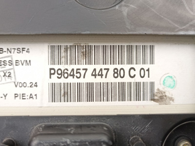 Recambio de cuadro instrumentos para citroën xsara 1.6 g referencia OEM IAM 9645744780  
