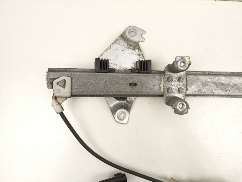 Recambio de elevalunas delantero izquierdo para nissan primera hatchback (p11) 1.6 16v referencia OEM IAM 807019F500  