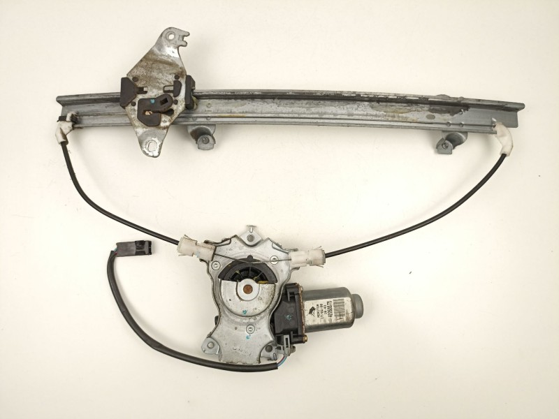 Recambio de elevalunas delantero derecho para nissan primera hatchback (p11) 1.6 16v referencia OEM IAM 807009F500  