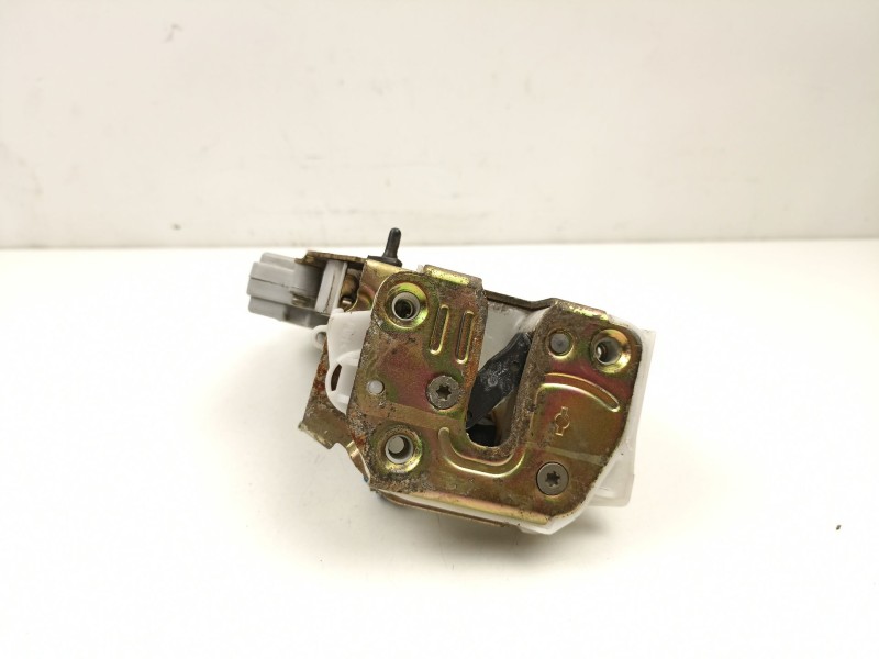 Recambio de cerradura puerta trasera derecha para nissan primera hatchback (p11) 1.6 16v referencia OEM IAM 825029F510  