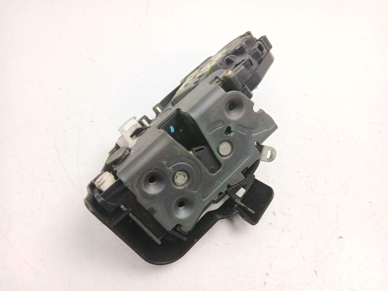 Recambio de cerradura puerta trasera izquierda para volvo s40 ii (544) 2.0 d referencia OEM IAM 30699797  
