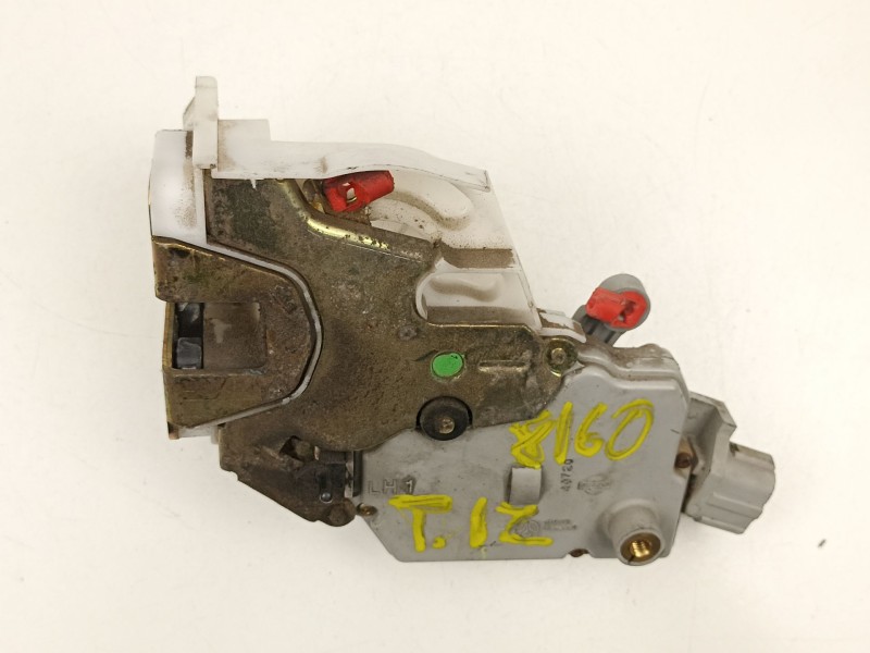 Recambio de cerradura puerta trasera izquierda para nissan primera hatchback (p11) 1.6 16v referencia OEM IAM 825039F510  