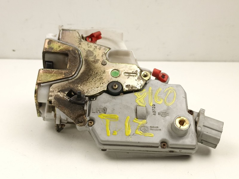 Recambio de cerradura puerta trasera izquierda para nissan primera hatchback (p11) 1.6 16v referencia OEM IAM 825039F510  