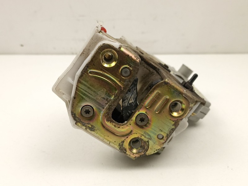 Recambio de cerradura puerta trasera izquierda para nissan primera hatchback (p11) 1.6 16v referencia OEM IAM 825039F510  