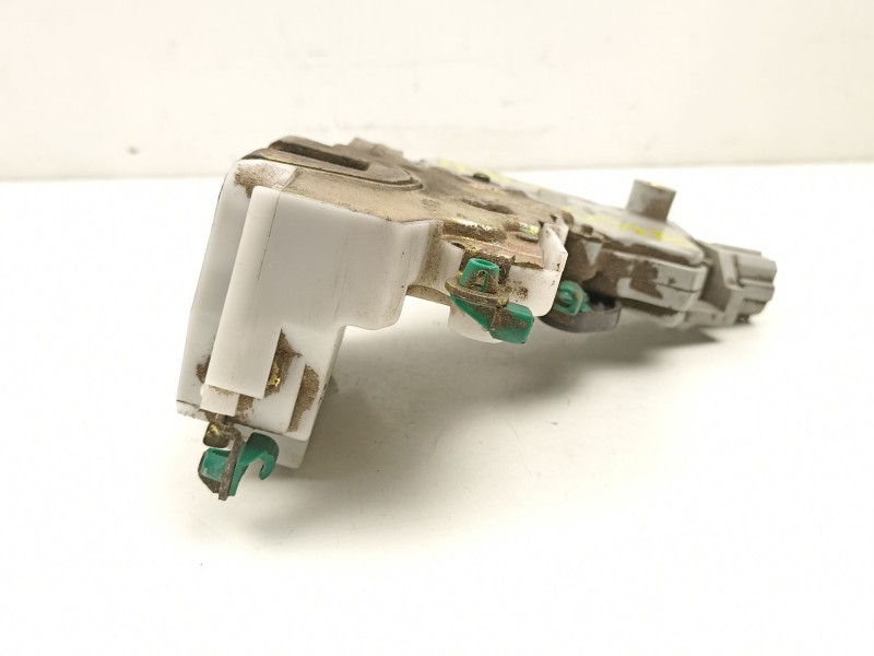 Recambio de cerradura puerta delantera derecha para nissan primera hatchback (p11) 1.6 16v referencia OEM IAM 805022F910  