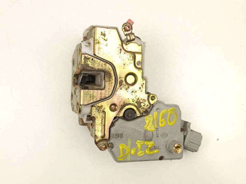 Recambio de cerradura puerta delantera izquierda para nissan primera hatchback (p11) 1.6 16v referencia OEM IAM 805032F010  