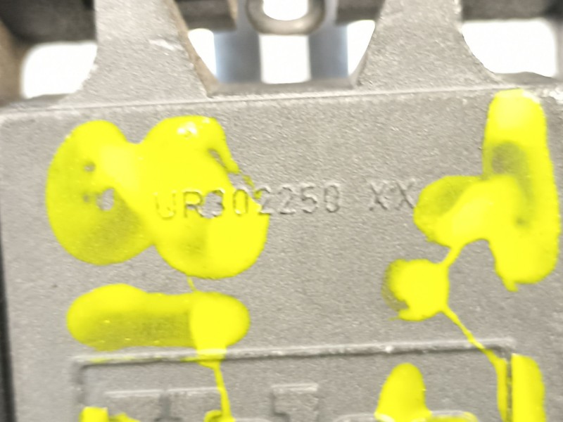 Recambio de manilla trasera izquierda para rover 75 (rj) 2.0 cdt referencia OEM IAM UR302250XX  