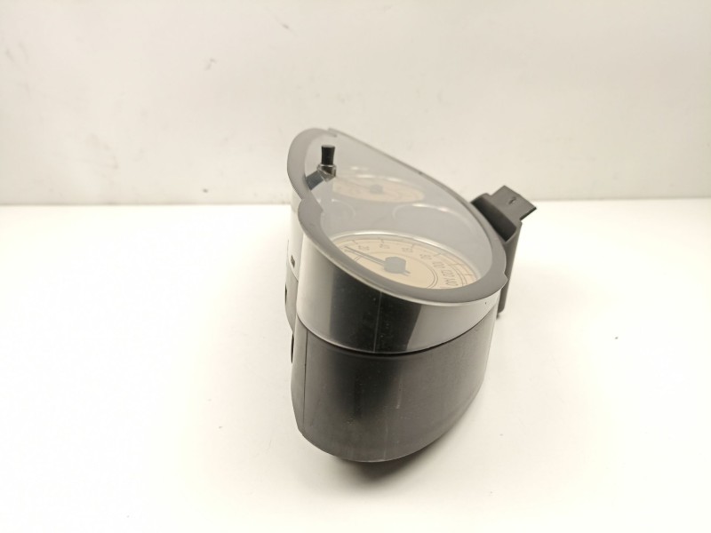 Recambio de cuadro instrumentos para rover 75 (rj) 2.0 cdt referencia OEM IAM YAC110477  