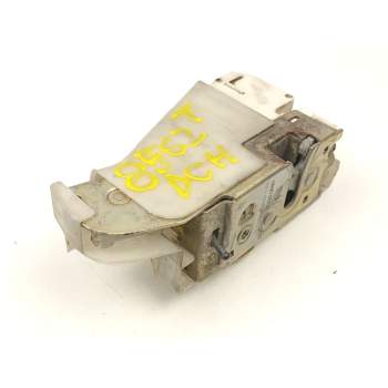CERRADURA PUERTA TRASERA DERECHA 96FGA264A26BE 