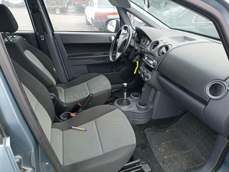 mitsubishi colt vi (z3_a, z2_a) del año 2010